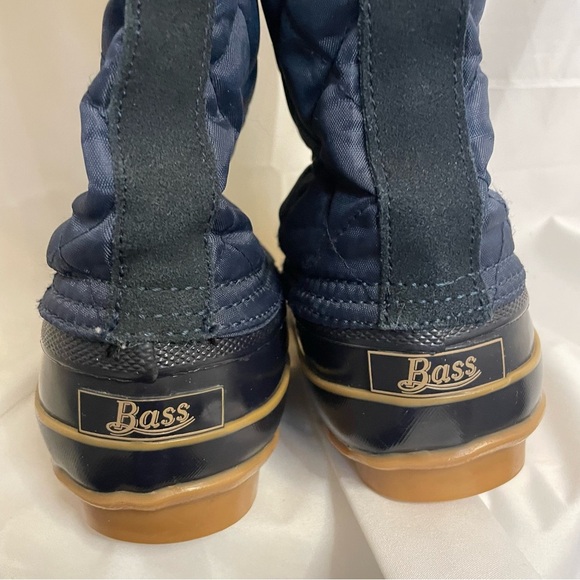 BASS | POTTER Women’s Navy Steel Shank Quilted Upper Rubber Bottom Boot Size 8 - Picture 3 of 14